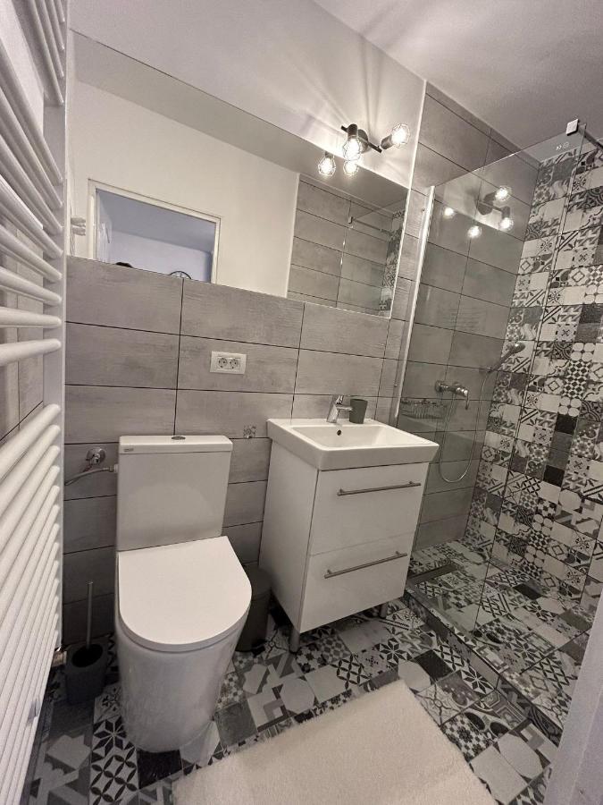 Easy Living Apartments - Old Town บราชอฟ ภายนอก รูปภาพ